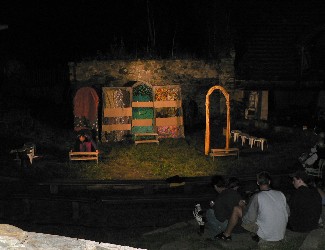 Scna na Mlnskch terasch ve Zlat Korun (23 kb)